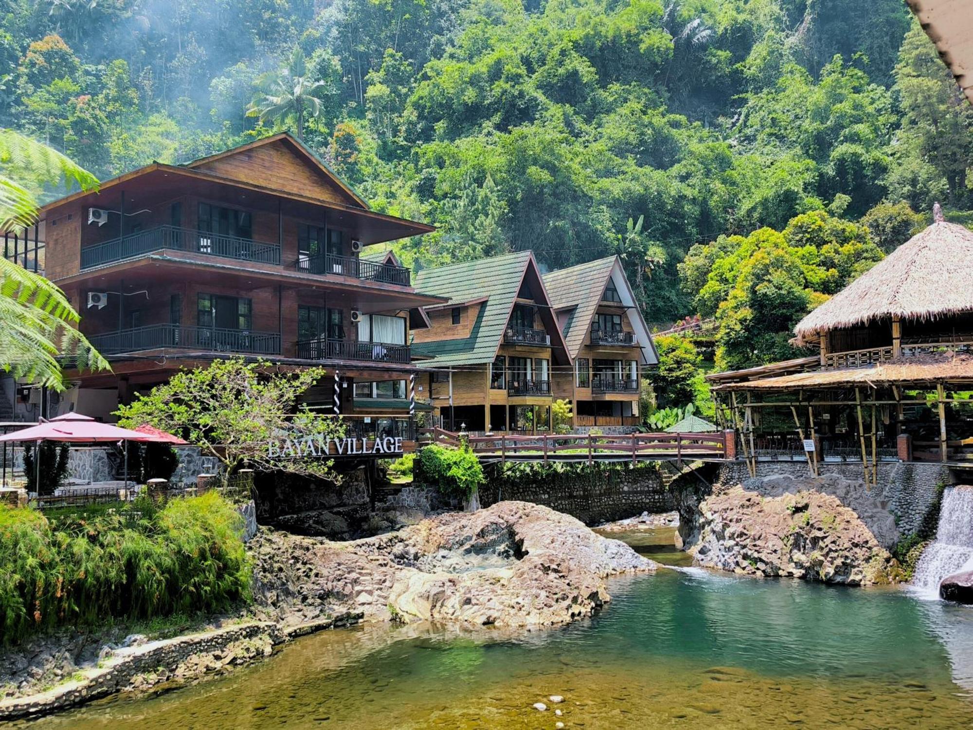 Bayan Village บาตูราเดน ภายนอก รูปภาพ